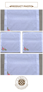 Servilleta de lino suave con delicado bordado floral rosa en un extremo, que aporta un toque de jardín y una elegancia tranquila. - Product Image 3