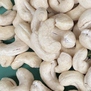 Venta Caliente de Nueces de Anacardo Crudas de Alta Calidad WW180, WW240, WW320, LP, Precio de Nueces de Anacardo en Vietnam, OEM, ODM - Product Image 1