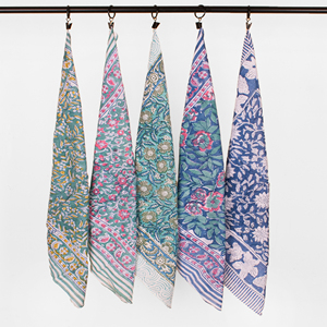 คอลเลกชันเครื่องประดับผู้หญิงใหม่ ผ้าพันคอพิมพ์ลายด้วยมือจากผ้าฝ้ายรักษ์โลกอเนกประสงค์สำหรับผู้ชาย พร้อมจำหน่าย ผ้าพันคอทรงสี่เหลี่ยม - Product Image 1