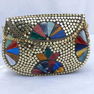Bolso de Mano de Lujo para Fiesta de Noche o Boda, con Diamantes de Imitación, para Mujer, FWE-0039, Metal Plateado Rectangular - Product Image 4