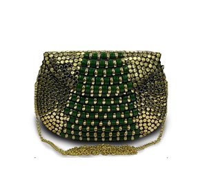 Bolsos de noche metálicos al por mayor de fábrica, modernos y pulidos, de lujo, a precios de mayoreo, de buena calidad, para fiestas, en venta. - Product Image 1