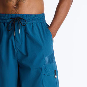 Prix avantageux pour les acheteurs en gros, shorts en twill pour hommes de qualité supérieure avec cordon de serrage et poches, avec logo, couleur unie, décontractés - Product Image 4