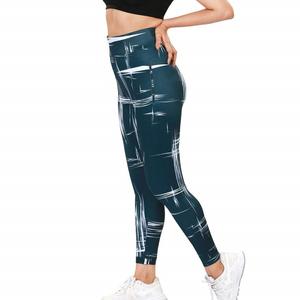Leggings en satin léopard respirants et doux pour femmes, taille mi-haute, pour usage quotidien, vente en gros du fabricant - Product Image 1