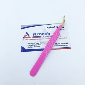 Pince à épiler rose vif couleur Plasma or courbe J pince à épiler extension de cils en acier inoxydable de haute qualité - Product Image 1