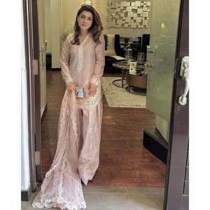 ชุดสูทผู้หญิงที่สวยงามด้วยด้ายปักและลำดับการทำงาน - Product Image 3