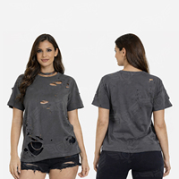 T-shirt femme marron déchiré et vieilli, col rond, manches courtes, style vintage streetwear, dernière mode