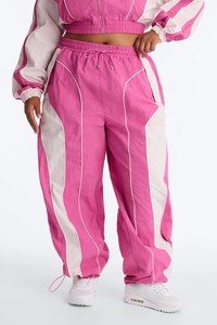 Conjunto Deportivo Impermeable Unisex Color Rosa con Bloques de Color, Corte Regular, Estilo Y2K, Top Corto con Capucha y Pantalones con Cordón Ajustable - Product Image 6