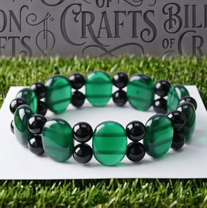 Bracelet en résine œil de tigre vert et onyx noir, ensemble de bijoux extensibles faits à la main, cadeau d'amitié, vente en gros - Product Image 3