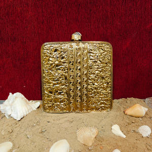 Bolso de mano redondo de nácar indio, muy vendido, con marco de latón dorado, hecho a mano, de lujo, para fiestas nocturnas. - Product Image 4