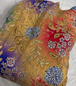 Tela de peso medio, pura, natural, teñida con crepé, con patrón, fuertemente bordada, transpirable, de secado rápido y ecológica para prendas de vestir y el hogar. - Product Image 2