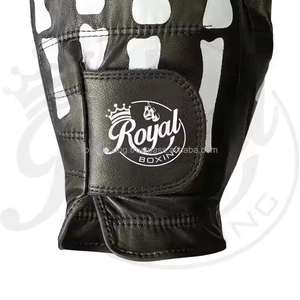 Guantes de Golf Unisex Personalizables Grace Blancos con Logotipo Personalizado, Estilo Masculino en Cuero PU Suave, Juego de Guantes con Empaque Unisex a Color - Product Image 3