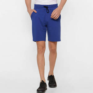 กางเกงขาสั้นกีฬาผู้ชาย สีน้ำเงินล้วน ผ้าโพลีเอสเตอร์ 100% สำหรับออกกำลังกาย วิ่ง ระบายอากาศได้ดี เอวยางยืด แห้งเร็ว - Product Image 1