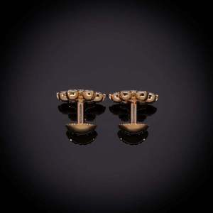 Boucles d'oreilles classiques pour femmes, serties de diamants ronds brillants, plaquées or 14 carats, certifiées IGI, cadeau de luxe pour un usage quotidien - Product Image 4
