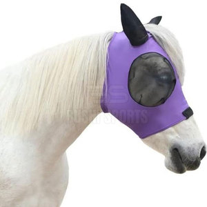 Housse anti-mouches confortable pour chevaux avec un design sécurisé et durable pour les routines d'entretien équin - Product Image 6