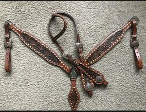 Juego de cabezada y pechera para caballo estilo western, hecho a medida por OEM, 100% cuero genuino de ROYAL INTERNATIONAL - Product Image 4