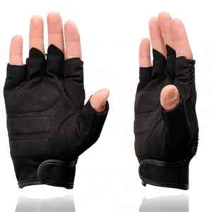 ถุงมือขับขี่มอเตอร์ไซค์แบบไม่มีนิ้วสำหรับผู้ชาย ยี่ห้อ Samroz Sports รุ่น Amara ผ้าสีดำ พร้อมตาข่ายระบายอากาศ - Product Image 2