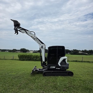 Mini-excavatrice Bobcat E35, excavatrice compacte sur chenilles, hybride électrique, avec cordon secteur, 5 tonnes, alimentée par batterie, économie d'énergie - Product Image 3
