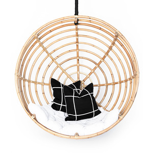 Chaise de jardin en rotin pour la détente en plein air, chaise suspendue en cannage naturel, best-seller. - Product Image 2