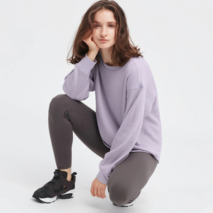 เสื้อสเวตเชิ้ตคอกลมผู้หญิงทรงหลวมใส่สบายสำหรับฤดูหนาว ผ้าเทอร์รี่คุณภาพสูง ผลิตตามสั่ง 100% ผ้าฝ้าย ไซส์ใหญ่ - Product Image 4