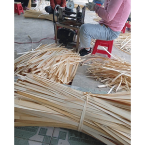 Lattes de bambou naturel pour la fabrication de paniers, l'artisanat et la décoration, fabricant vietnamien. - Product Image 1