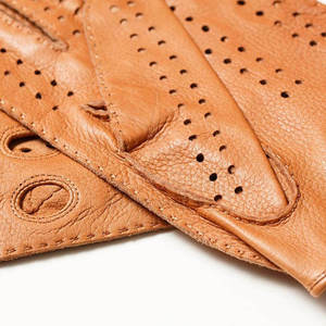 Gants en cuir de mouton pour femmes, doublés en cachemire, compatibles avec les écrans tactiles, chauds pour l'hiver, gants de poignet vintage pour usage quotidien en extérieur - Product Image 5