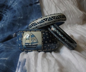 Pulsera de Resina Única, Diseño de Brazalete Contemporáneo, Colorida, Hecha a Mano, Ligera, Accesorio de Moda, Decorativa, Promocional - Product Image 1