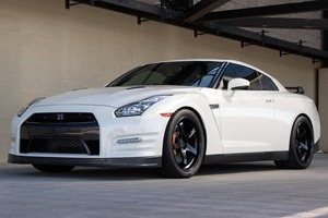Nissan GT-R Black Edition 2014 - Product Image 3