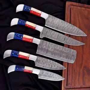 Ensemble de couteaux de chef en acier Damas 5 pièces avec manche drapeau américain, ensemble de couteaux de cuisine avec sac en cuir, couverts faits à la main, vente en gros - Product Image 4