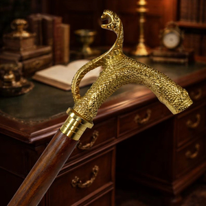 Bâtons de marche rustiques modernes en bois naturel écologique avec poignée en laiton poli, idéaux pour les cadeaux - Product Image 1