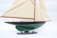 Meilleur prix jamais atteint - Modèle de bateau à voile en bois artisanal moderne Pen Duick, maquette de yacht de course océanique français, décoration écologique