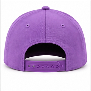 Gorra Snapback Unisex de 6 Paneles, Color Morado, Algodón Twill, Logotipo Bordado, Estilo Urbano, Casual, para Adultos, Marca Index Apparel - Product Image 2