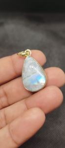 สร้อยคอจี้รูปหิ่งห้อยแฟชั่น ดีไซน์เรียบง่าย ประดับมูนสโตน สำหรับผู้หญิง - Product Image 6