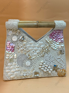 Bolso de Mano Hecho a Mano con Cuentas de Conchas Marinas y Asa de Bambú, Bolso de Playa Costero, Bolso de Perlas y Conchas, Bolso de Moda para Mujer, Venta al Por Mayor - Product Image 5