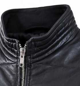 เสื้อแจ็คเก็ตหนังแท้สีดำสำหรับผู้ชาย แบบพอง คอตั้ง ปิดด้วยซิป - Product Image 3