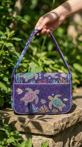 Sac à main perlé tortue marine violette et turquoise - Sac à bandoulière brodé thème côtier sous-marin - Broderie - Product Image 6