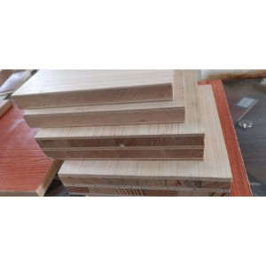 ไม้อัดบล็อกบอร์ดคุณภาพพรีเมียมสำหรับเฟอร์นิเจอร์ ตู้ และงานไม้ตกแต่งภายในที่ทนทาน - Product Image 6