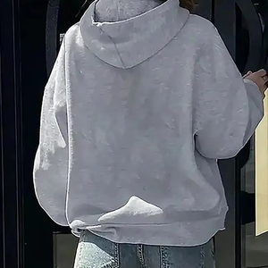 เสื้อฮู้ดดี้ผู้หญิงพรีเมียม ประดับเพชรและคริสตัล ซิปหน้า ผ้าฝ้าย 100% 400 GSM เนื้อผ้ามันเงา - Product Image 4