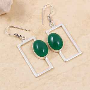 Pendientes de Plata de Ley 925 con Ónix Verde, Hechos a Mano, Minimalistas, Colgantes, con Piedras Preciosas Naturales, Regalo de Joyería - Product Image 1