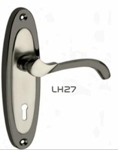 Cerradura de Puerta Exterior Anticorrosión con Manija de Palanca de Diseño en Hierro - Product Image 1