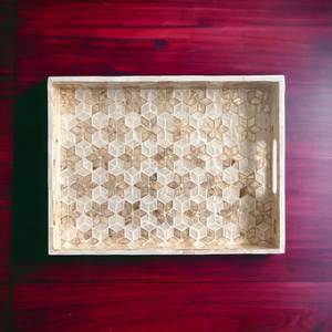 Plateau de service et de rangement en mosaïque géométrique avec incrustation de nacre, base en bois, fait main, design moderne et luxueux, passe au lave-vaisselle - Product Image 1