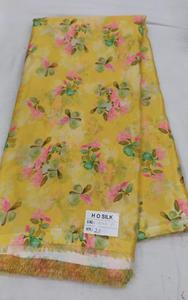 Eleve su colección étnica con tela de poliéster Tabby Silk de primera calidad, con vibrantes estampados florales digitales de alta definición. - Product Image 6