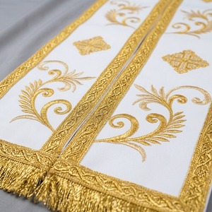 Vestimenta Eclesiástica Blanca Personalizada de Manga Larga con Bordado, Túnica Formal con Cuentas, Vestido Formal para Sacerdote con Bordado de Hilo Metálico, Unisex para Adultos - Product Image 4