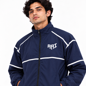 Conjunto de Ropa Deportiva para Hombre y Mujer: Chaqueta Corta de Nylon con Cremallera Completa, Estilo Urbano de Lujo con Ribetes y Pantalones Cortos para Correr - USA - Product Image 5