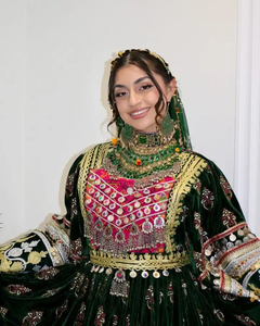 Robe afghane Kuchi faite à la main en tissu de qualité supérieure, vêtements ethniques en solde, robe brodée avec des motifs de patchwork, robe pour femmes, robe afghane Kuchi - Product Image 4