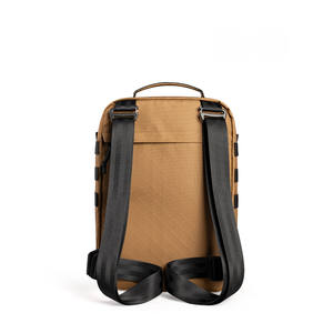Mochila Táctica con Paneles MOLLE y Cierre de Cremallera Unisex, Impermeable, con Marco Externo, Hecha en Vietnam - Product Image 2