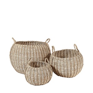 Cestas Redondas de Hierba Marina y Hojas de Palma con Asas, Juego de 3 Cestas de Almacenamiento Hechas a Mano en Vietnam - Product Image 1