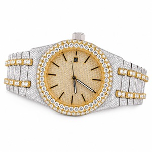 Reloj de cuarzo redondo de acero inoxidable de calidad para hombre de lujo con bisel de diamantes y esfera analógica - Product Image 1