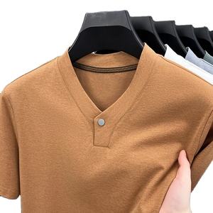 T-shirt pull élégant à un bouton pour homme, manches courtes, col en V absorbant la sueur, coupe régulière, plusieurs couleurs disponibles pour - Product Image 1