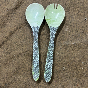 Multicolour epoxy <b>resin</b> casted salad server for luxury hotel and villa Custom made wholesale full <b>resin</b> <b>clear</b> caste salad server - Product Image 2