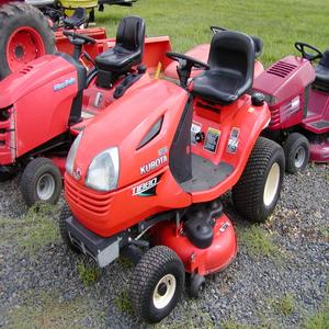 Kubota Heavy Duty Diesel Lawn Mower Tractor Ride On <b>Grass</b> <b>Cutting</b> <b>Machine</b> Powerful Engine Durable Deck for Farm Garden Use Pro - Product Image 5